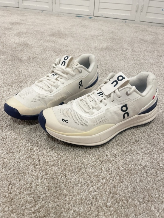 On Running Other - ON Mens THE ROGER Pro Tennis Shoes White Indigo men’s size 7.5 Women’s size 9.5